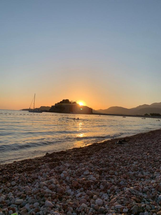 Pine&Sea Beach Retreat Sveti Stefan Exteriér fotografie