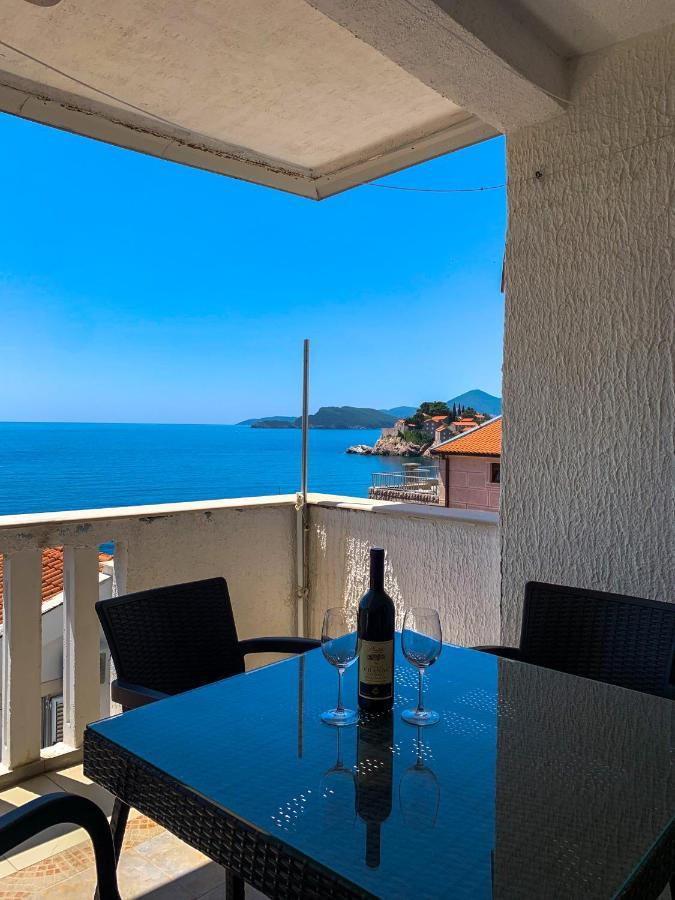 Pine&Sea Beach Retreat Sveti Stefan Exteriér fotografie